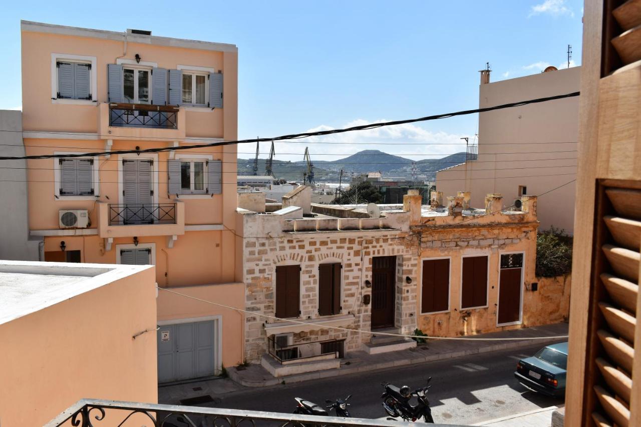 Siel Oneiro House Apartment Ermoupoli Luaran gambar